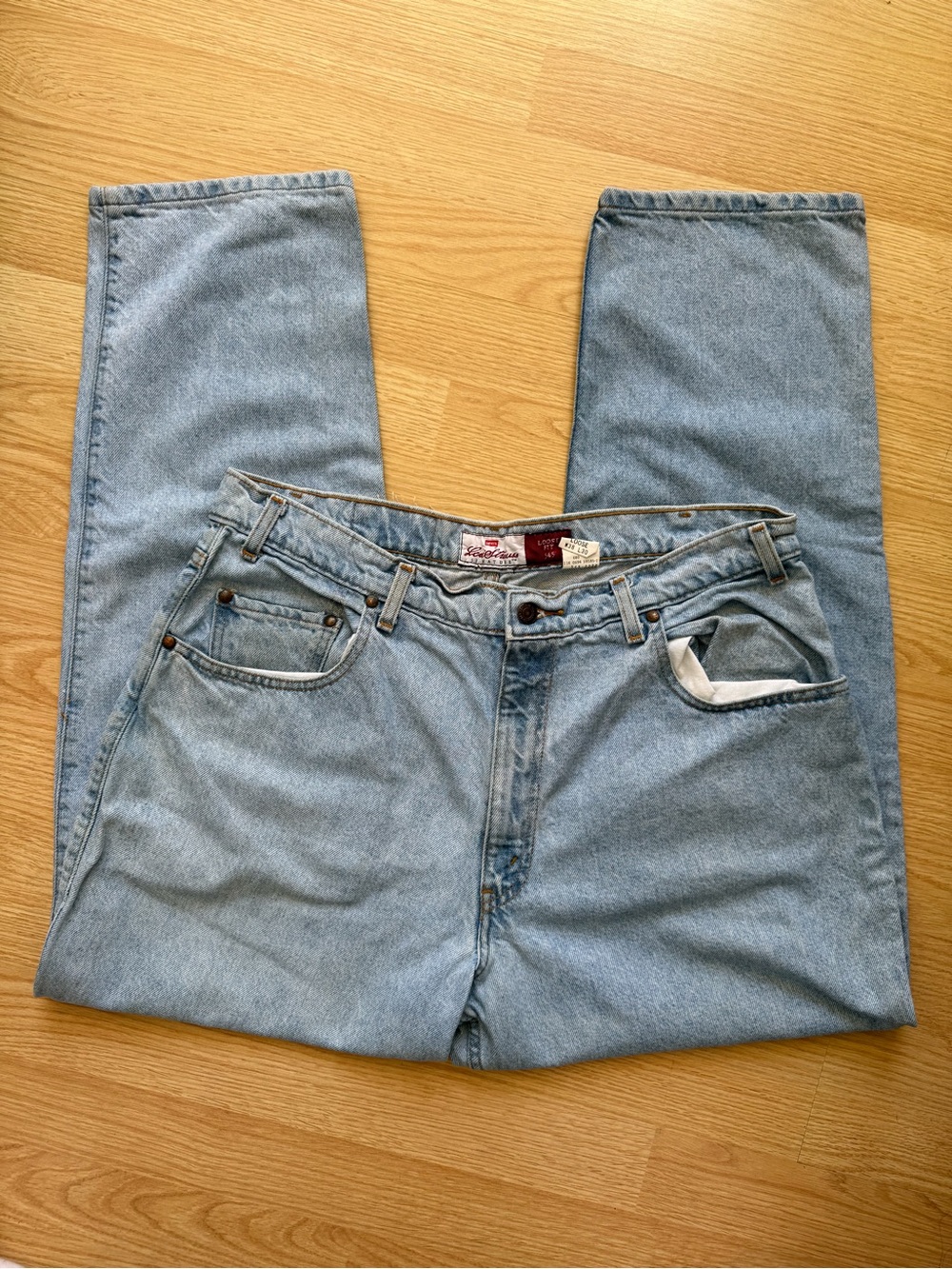 Vintage Levi’s Loose Fit 545 Men’s Denim Jeans Size 38x30
